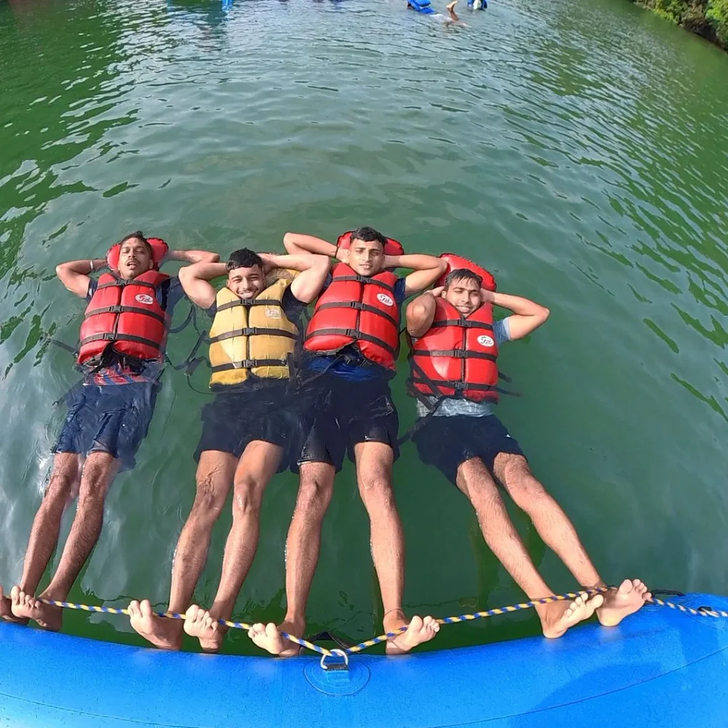 Rafting captains